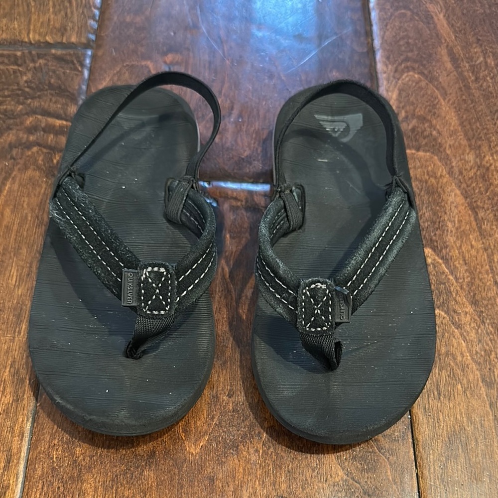 Quiksilver Toddler Boy Black Flip Flop Sandals with Straps